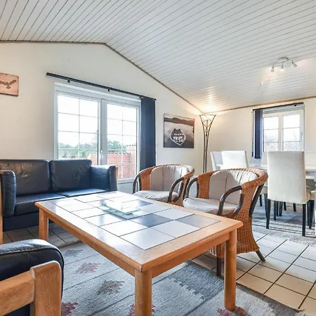 Three-bedroom In * Ulfborg
